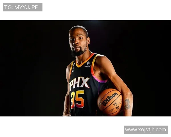 杜兰特与教练激烈争执冲突升级 球场内外关系紧张引发关注 杜兰特与教练激烈争执冲突升级 球场内外关系紧张引发关注